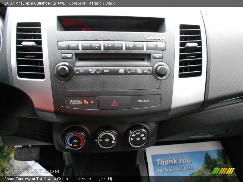Cool Silver Metallic / Black 2007 Mitsubishi Outlander LS 4WD