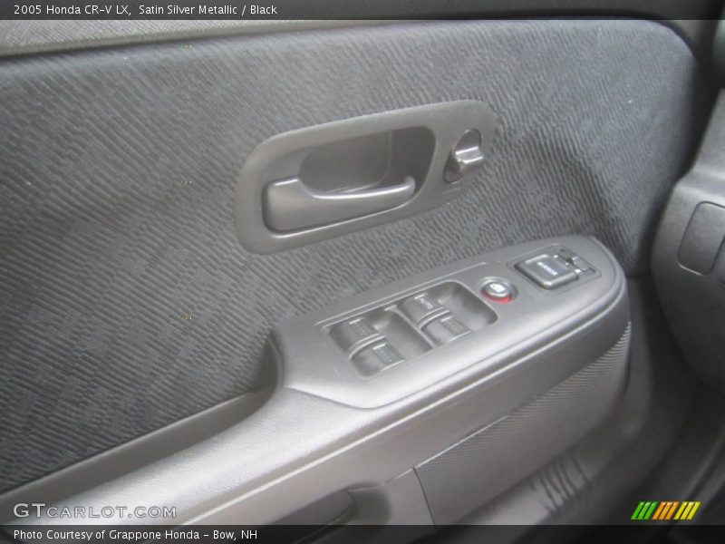Satin Silver Metallic / Black 2005 Honda CR-V LX