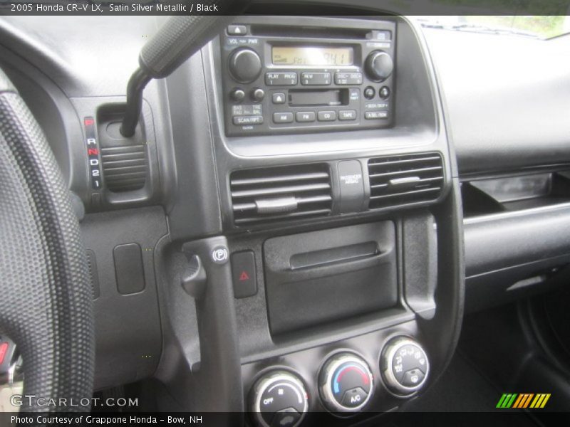 Satin Silver Metallic / Black 2005 Honda CR-V LX