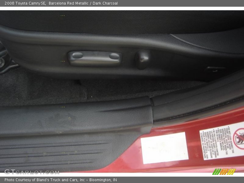 Barcelona Red Metallic / Dark Charcoal 2008 Toyota Camry SE