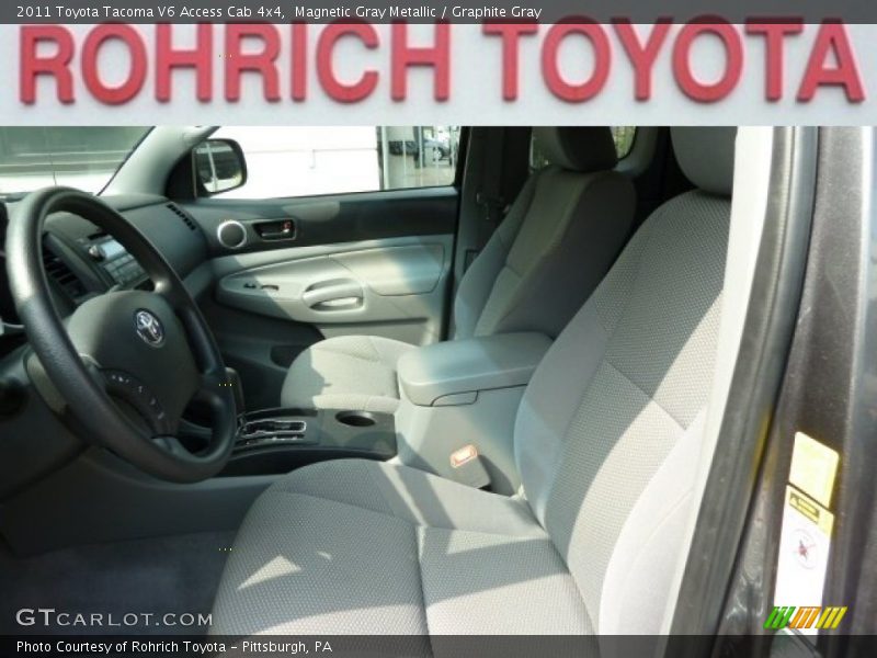 Magnetic Gray Metallic / Graphite Gray 2011 Toyota Tacoma V6 Access Cab 4x4