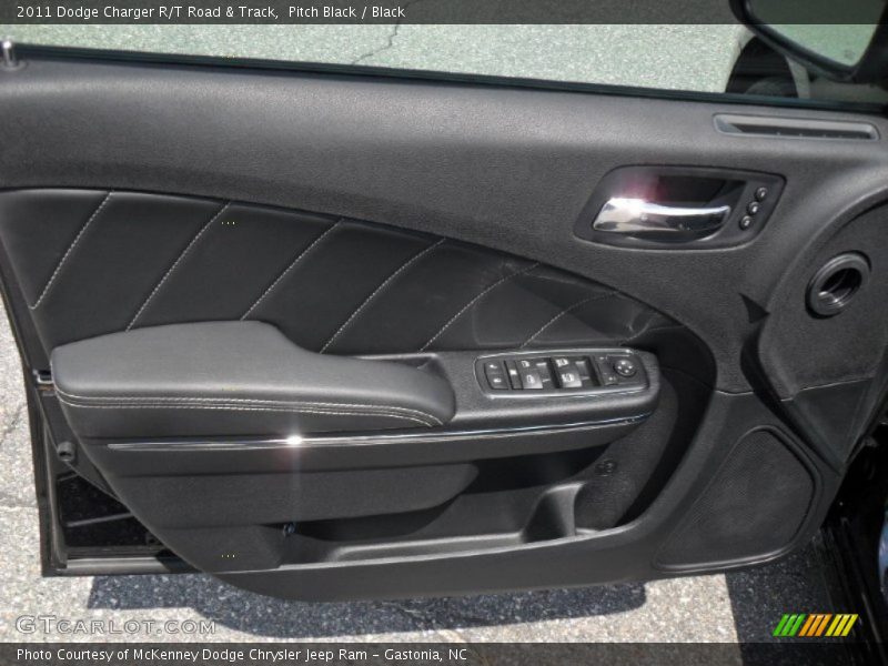 Pitch Black / Black 2011 Dodge Charger R/T Road & Track