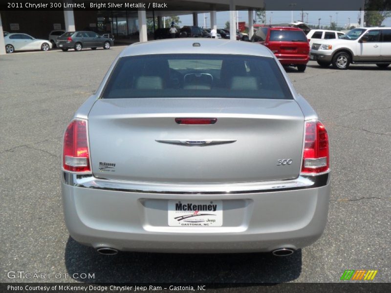 Bright Silver Metallic / Black 2011 Chrysler 300 Limited