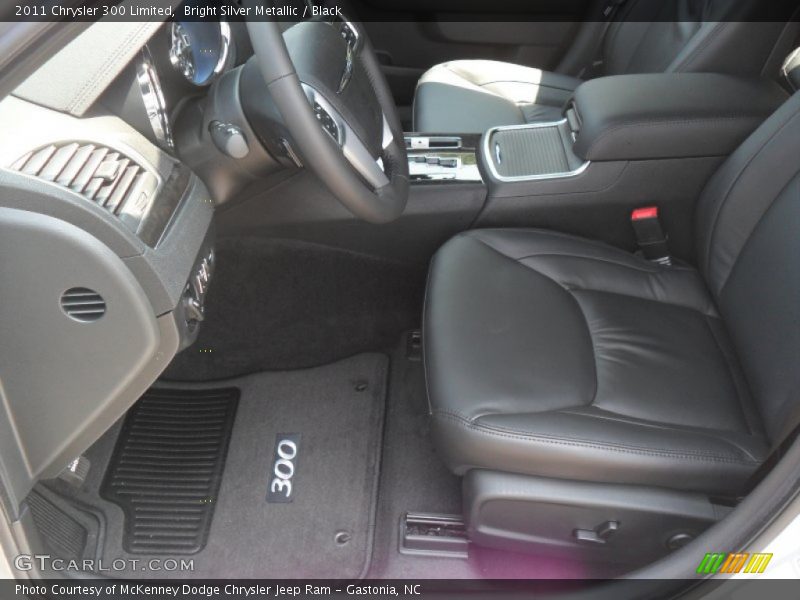 Bright Silver Metallic / Black 2011 Chrysler 300 Limited