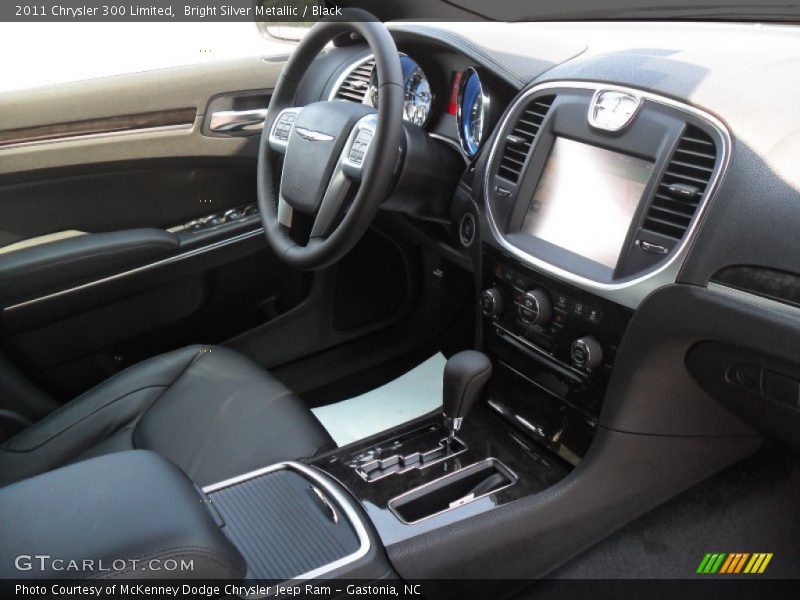Bright Silver Metallic / Black 2011 Chrysler 300 Limited