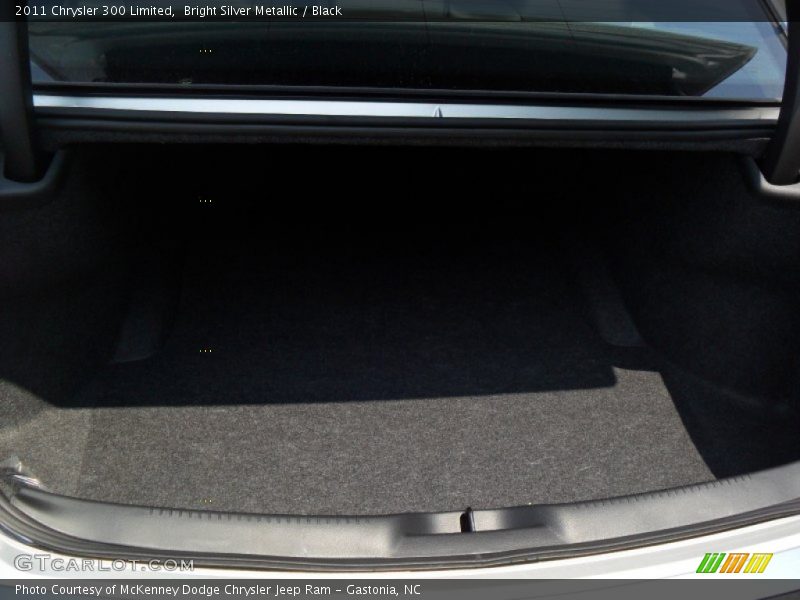 Bright Silver Metallic / Black 2011 Chrysler 300 Limited