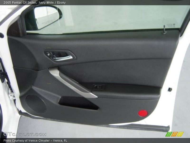 Ivory White / Ebony 2005 Pontiac G6 Sedan
