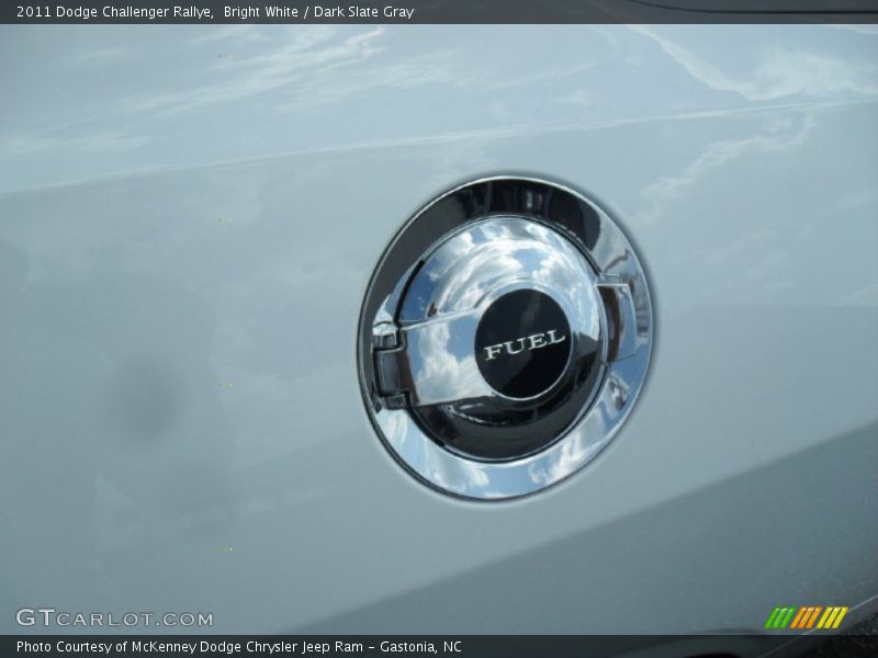 Bright White / Dark Slate Gray 2011 Dodge Challenger Rallye