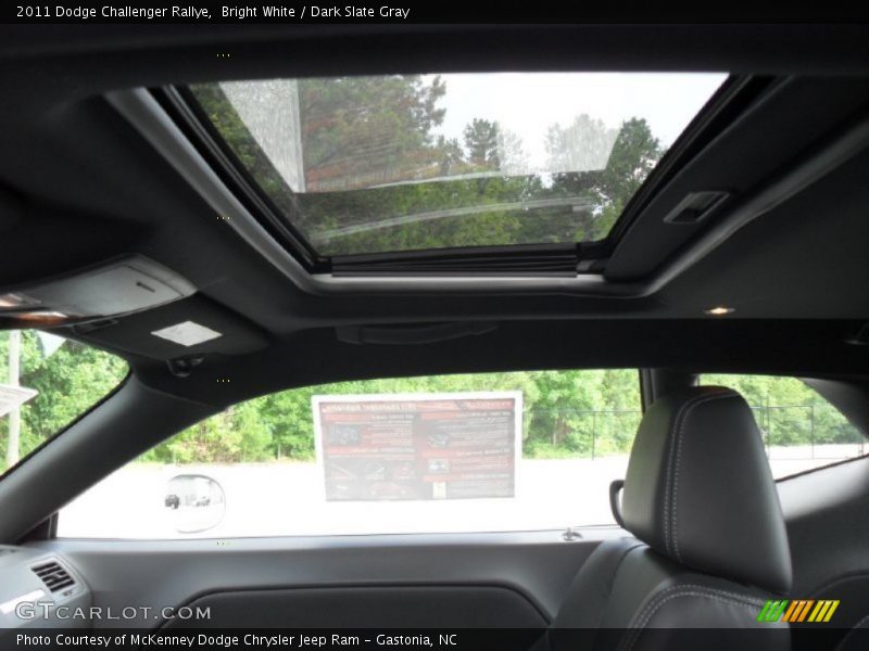 Bright White / Dark Slate Gray 2011 Dodge Challenger Rallye