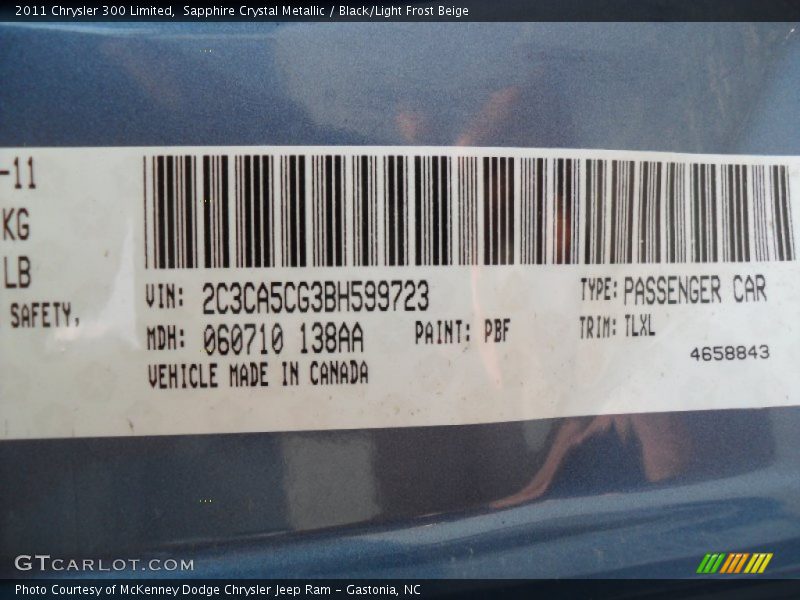 Sapphire Crystal Metallic / Black/Light Frost Beige 2011 Chrysler 300 Limited