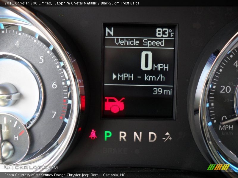 Sapphire Crystal Metallic / Black/Light Frost Beige 2011 Chrysler 300 Limited