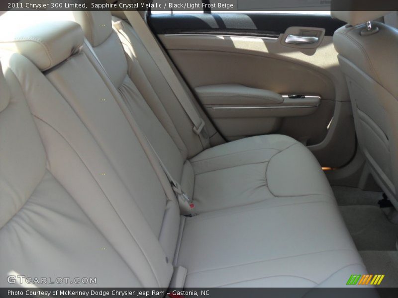 Sapphire Crystal Metallic / Black/Light Frost Beige 2011 Chrysler 300 Limited