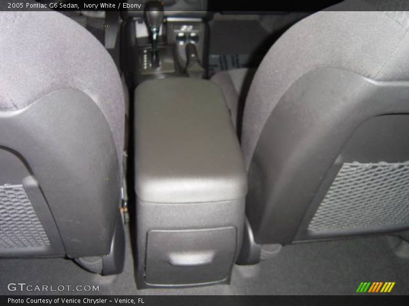 Ivory White / Ebony 2005 Pontiac G6 Sedan