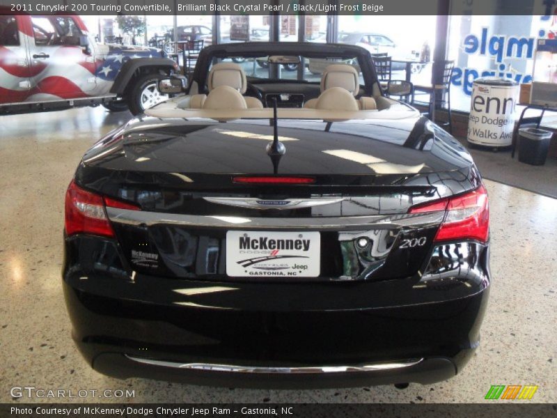 Brilliant Black Crystal Pearl / Black/Light Frost Beige 2011 Chrysler 200 Touring Convertible