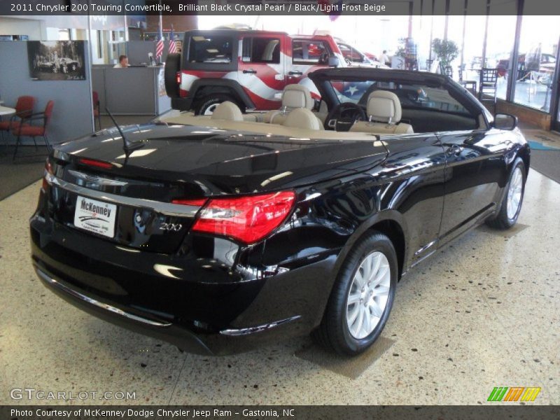 Brilliant Black Crystal Pearl / Black/Light Frost Beige 2011 Chrysler 200 Touring Convertible