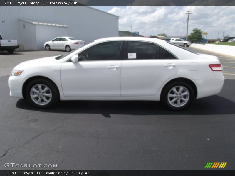 Super White / Ash 2011 Toyota Camry LE