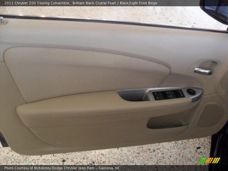 Brilliant Black Crystal Pearl / Black/Light Frost Beige 2011 Chrysler 200 Touring Convertible