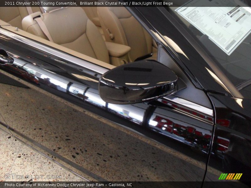 Brilliant Black Crystal Pearl / Black/Light Frost Beige 2011 Chrysler 200 Touring Convertible