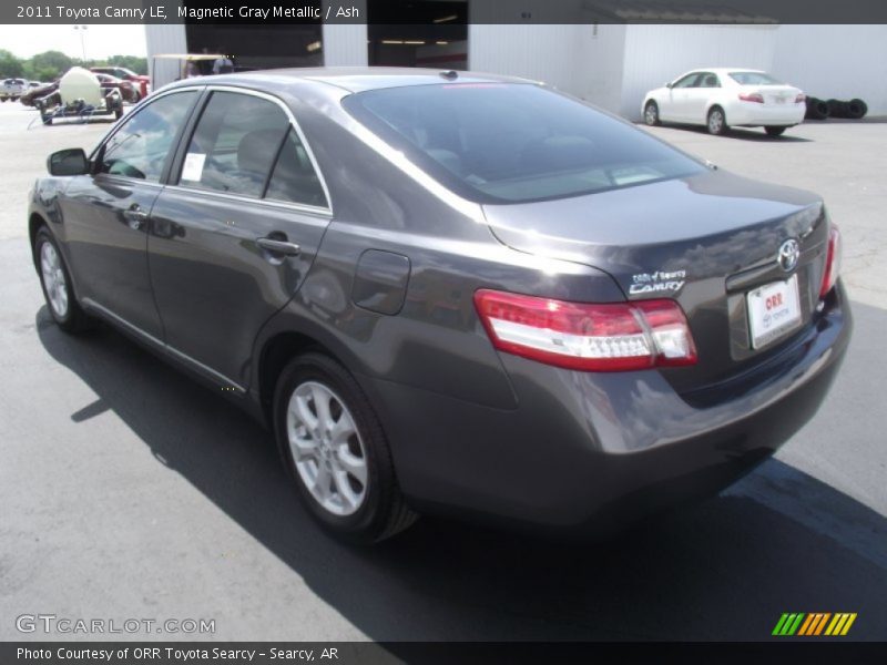 Magnetic Gray Metallic / Ash 2011 Toyota Camry LE