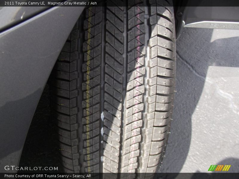 Magnetic Gray Metallic / Ash 2011 Toyota Camry LE