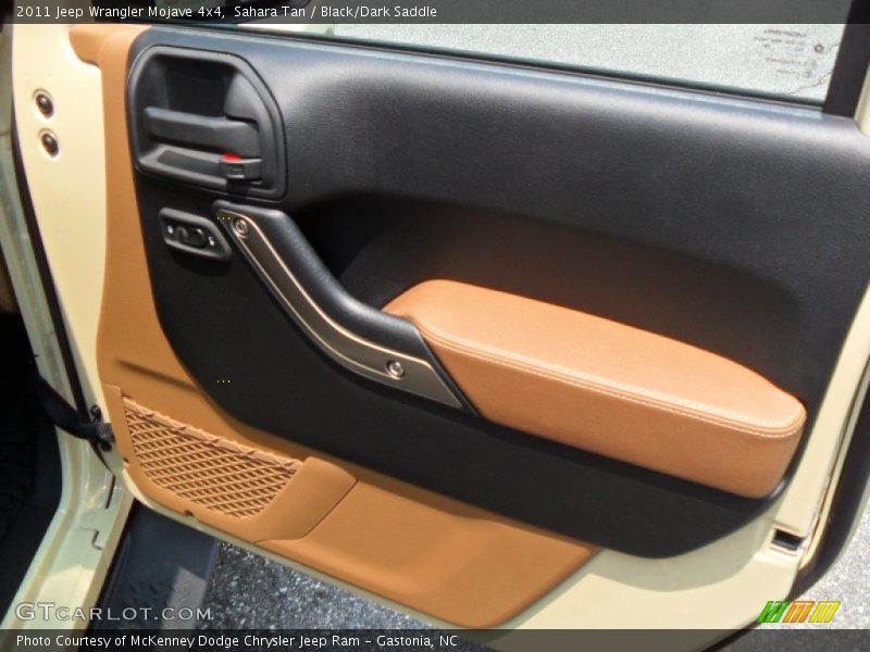 Door Panel of 2011 Wrangler Mojave 4x4