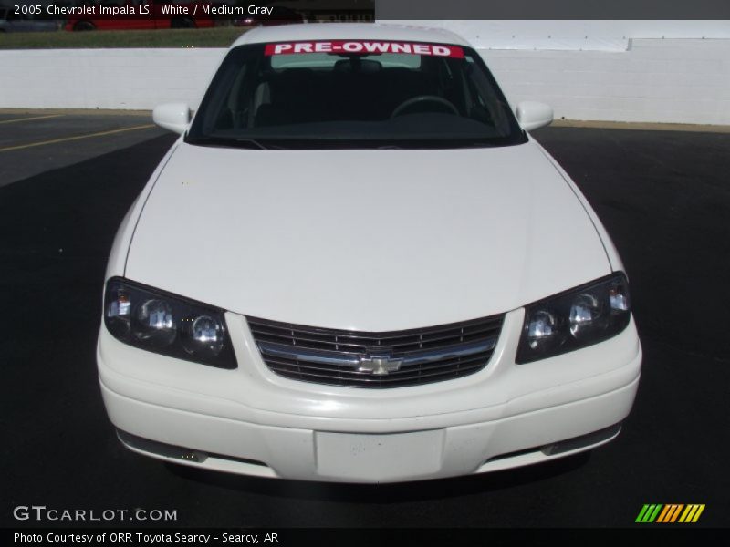 White / Medium Gray 2005 Chevrolet Impala LS