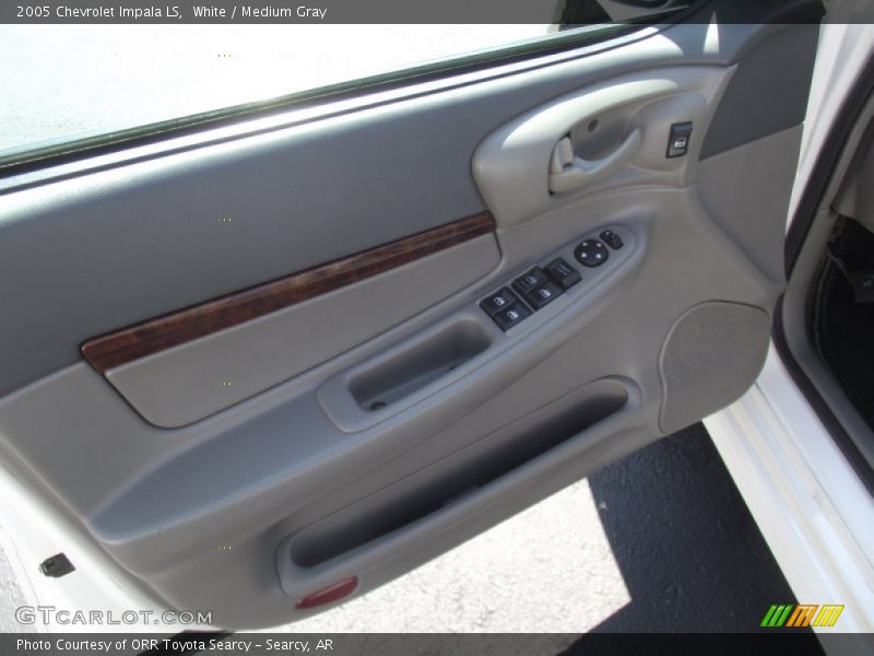 White / Medium Gray 2005 Chevrolet Impala LS