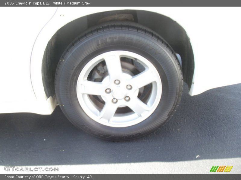 White / Medium Gray 2005 Chevrolet Impala LS