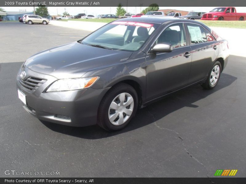 Magnetic Gray Metallic / Ash 2009 Toyota Camry LE