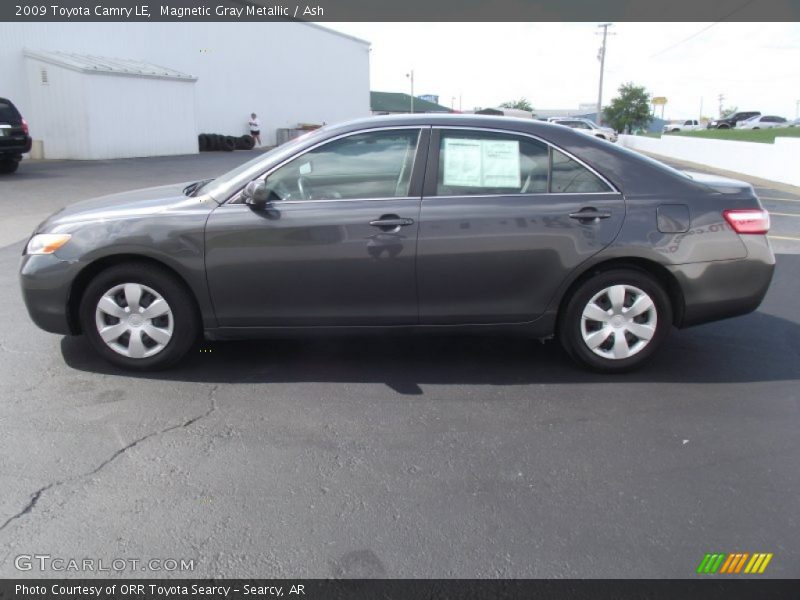 Magnetic Gray Metallic / Ash 2009 Toyota Camry LE