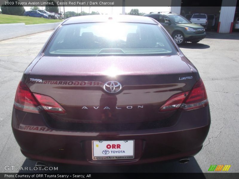 Cassis Red Pearl / Dark Charcoal 2009 Toyota Avalon Limited
