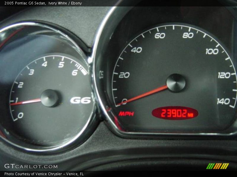 Ivory White / Ebony 2005 Pontiac G6 Sedan