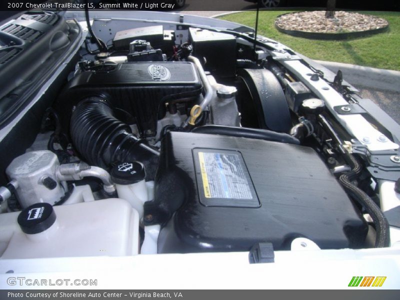Summit White / Light Gray 2007 Chevrolet TrailBlazer LS
