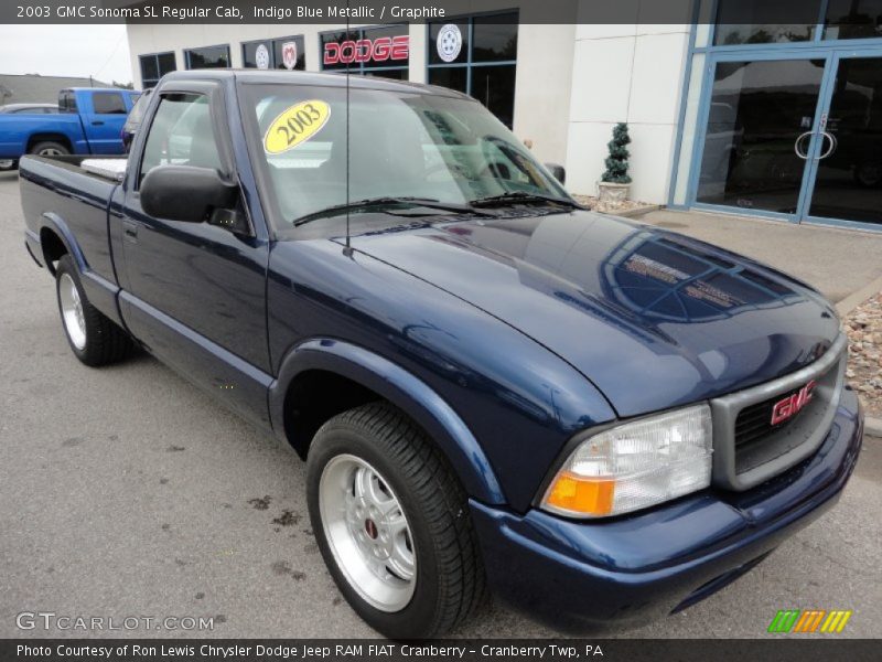 Indigo Blue Metallic / Graphite 2003 GMC Sonoma SL Regular Cab