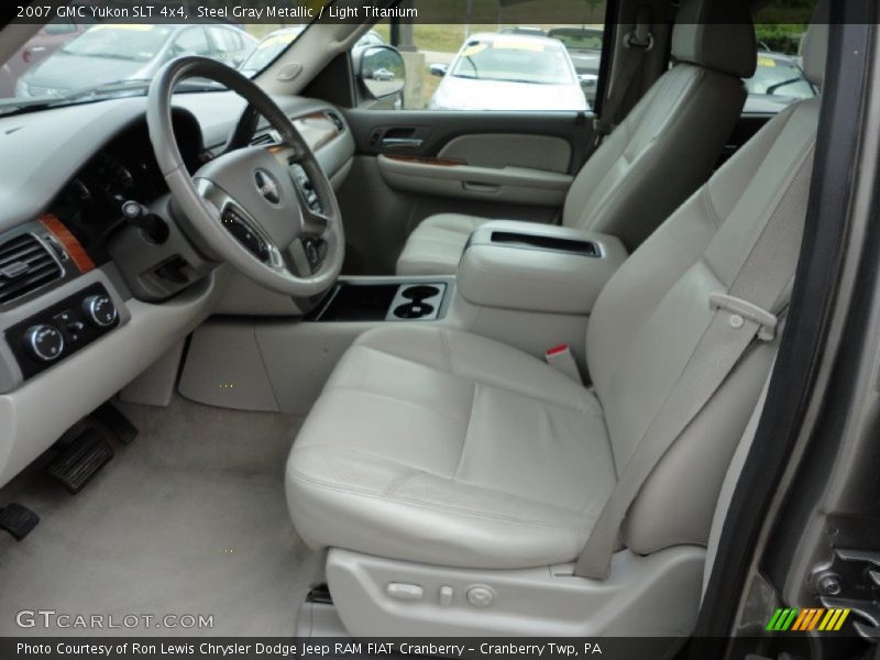  2007 Yukon SLT 4x4 Light Titanium Interior