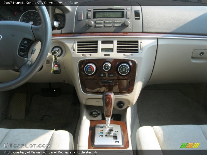 Arctic White / Beige 2007 Hyundai Sonata SE V6
