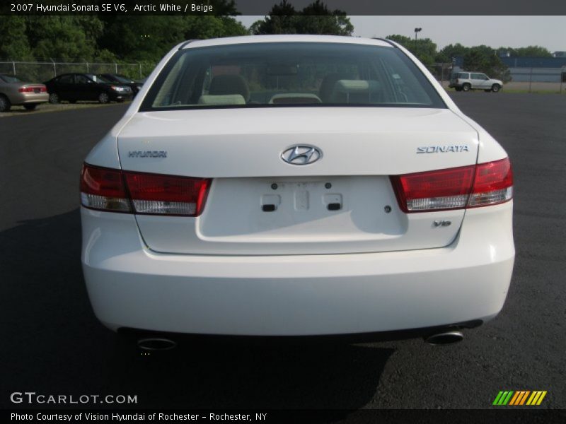 Arctic White / Beige 2007 Hyundai Sonata SE V6