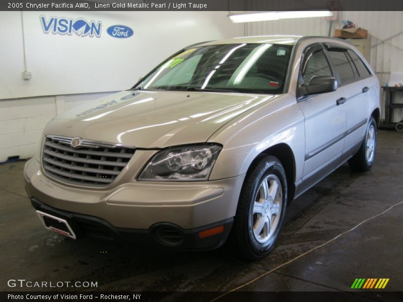 Linen Gold Metallic Pearl / Light Taupe 2005 Chrysler Pacifica AWD