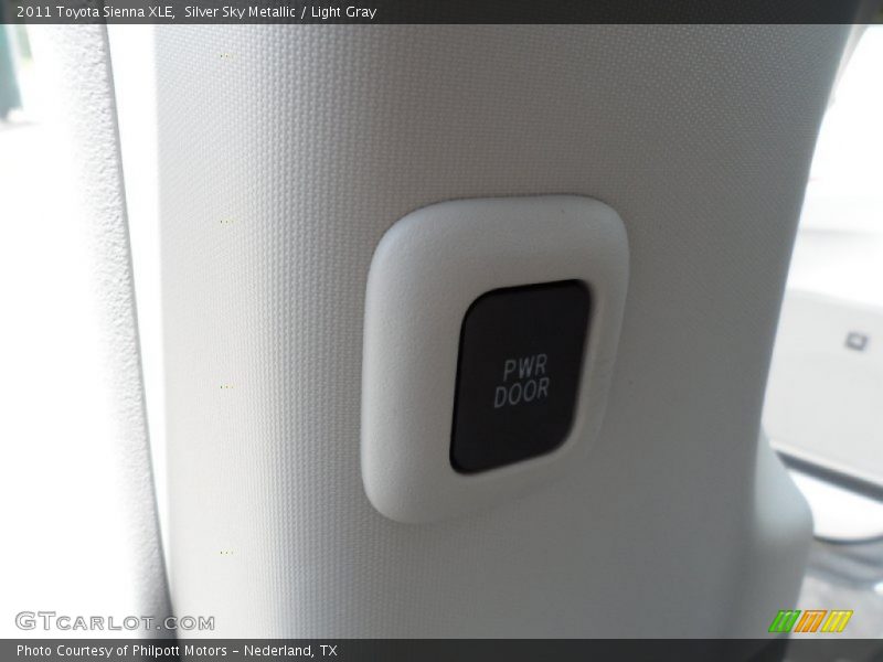 Silver Sky Metallic / Light Gray 2011 Toyota Sienna XLE