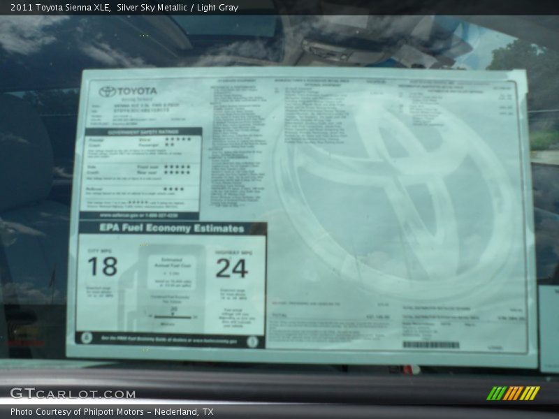Silver Sky Metallic / Light Gray 2011 Toyota Sienna XLE
