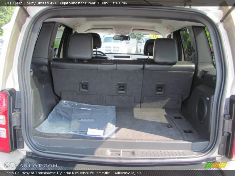 Light Sandstone Pearl / Dark Slate Gray 2010 Jeep Liberty Limited 4x4