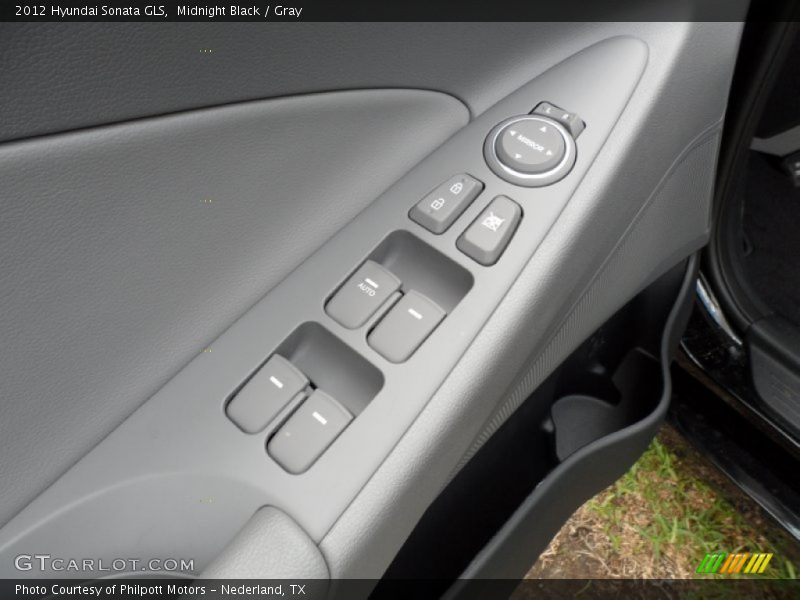Midnight Black / Gray 2012 Hyundai Sonata GLS