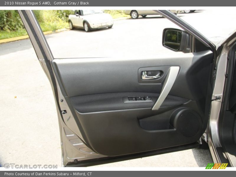 Gotham Gray / Black 2010 Nissan Rogue S AWD
