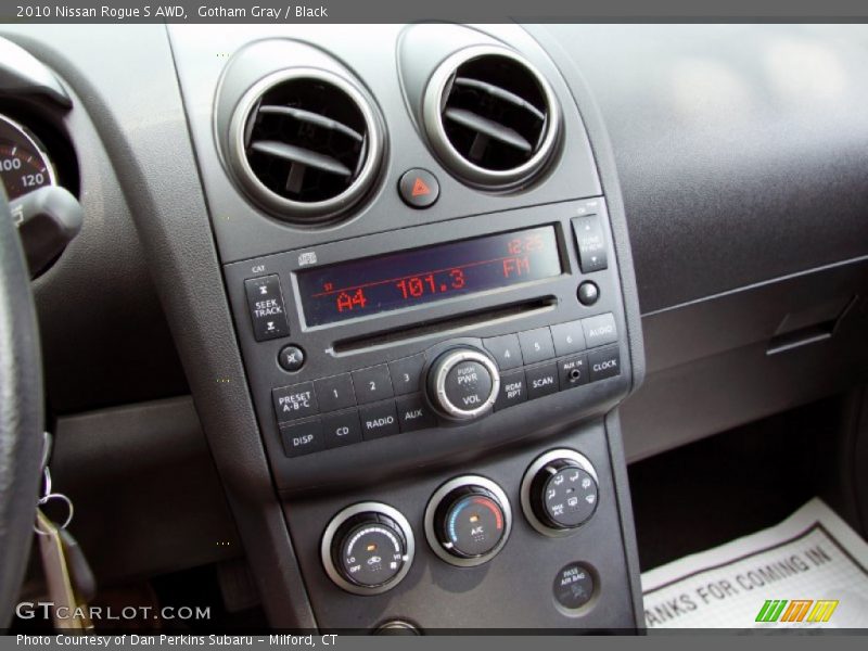 Gotham Gray / Black 2010 Nissan Rogue S AWD