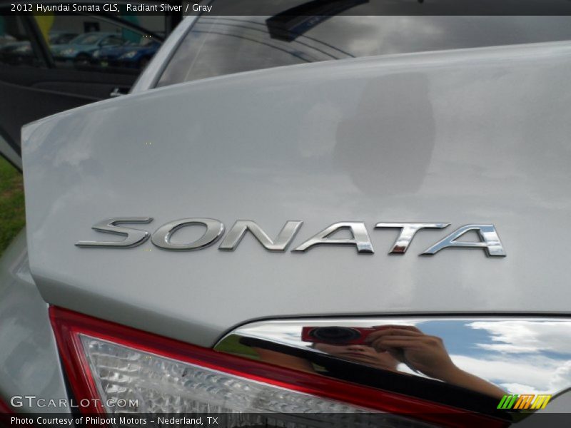Radiant Silver / Gray 2012 Hyundai Sonata GLS