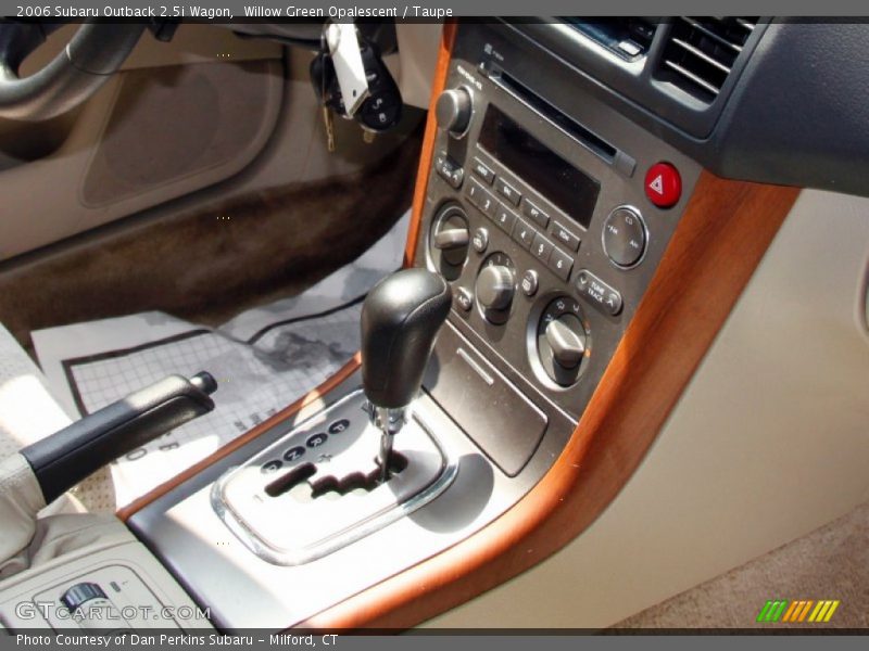 Willow Green Opalescent / Taupe 2006 Subaru Outback 2.5i Wagon