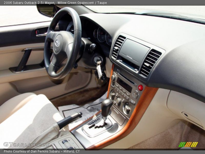 Willow Green Opalescent / Taupe 2006 Subaru Outback 2.5i Wagon