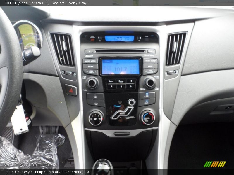 Radiant Silver / Gray 2012 Hyundai Sonata GLS