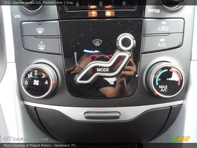 Radiant Silver / Gray 2012 Hyundai Sonata GLS