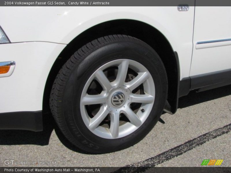 Candy White / Anthracite 2004 Volkswagen Passat GLS Sedan